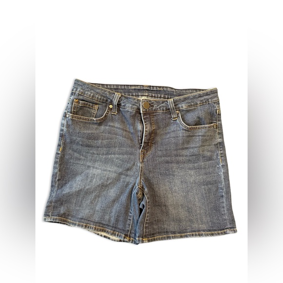 Seven7 Blue Jean Shorts Distressed‎ Casual Style - Picture 1 of 3